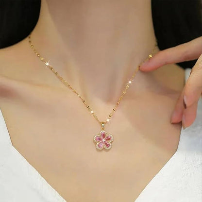 🌸 Bauhinia Zirkoon Ketting – Draaiend, Stijlvol en Sprankelend
